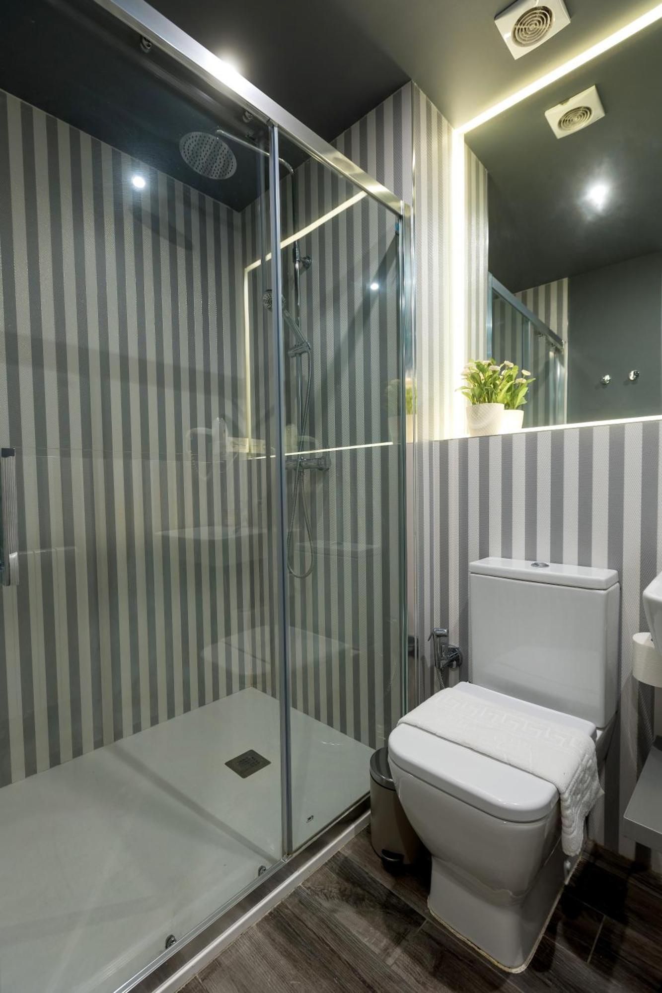 Inmyhome Puerta Real Granada Exterior photo